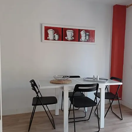 Apartman Cristianos, Centrico Piso A 100 Metros De La Playa *