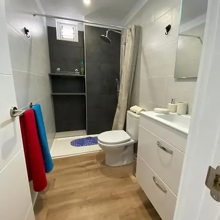 Apartman Cristianos, Centrico Piso A 100 Metros De La Playa Arona